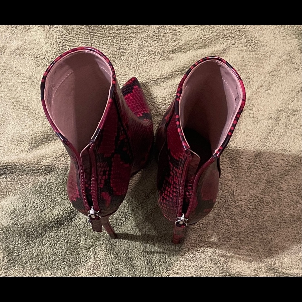 Ankles boots